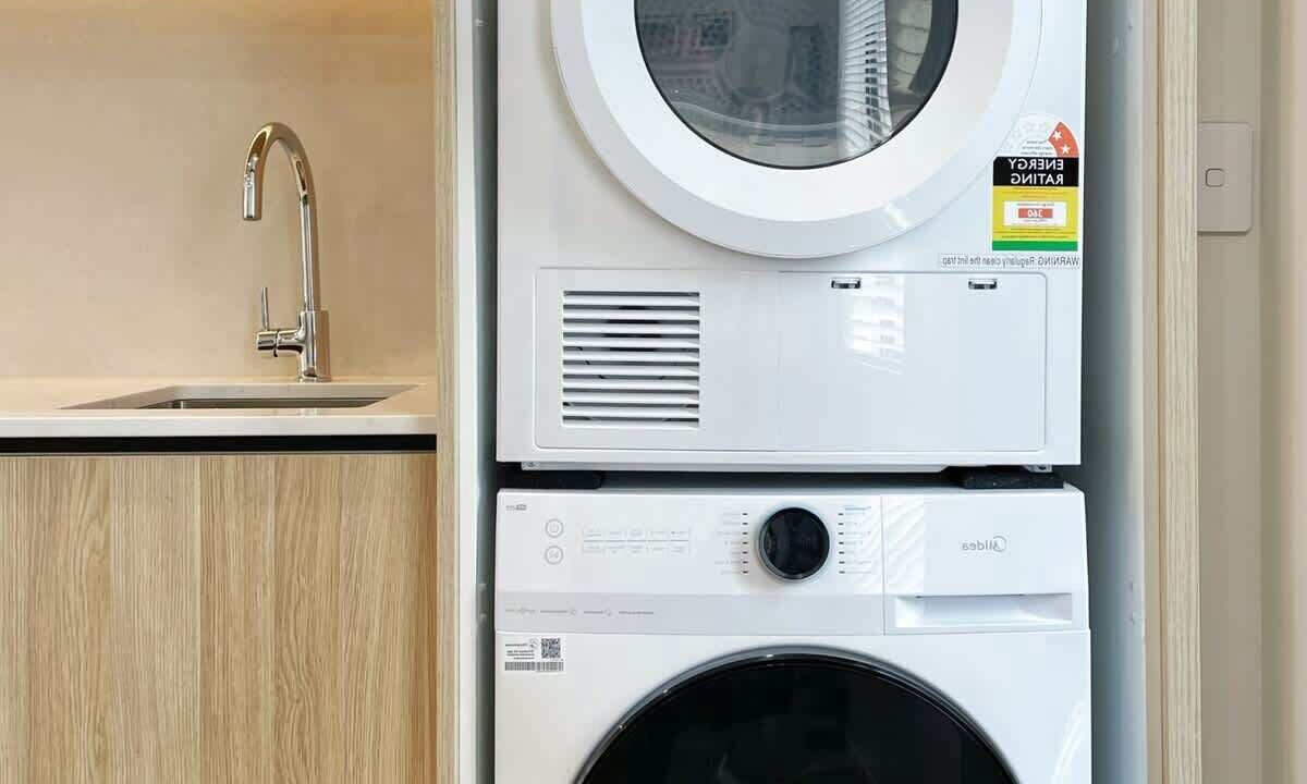 Photo of Others in Grey Lynn