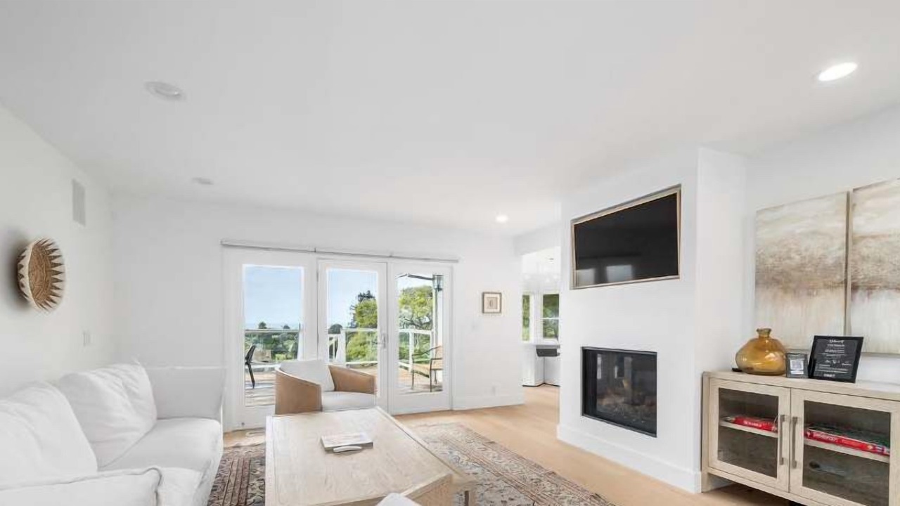 Photo of Livingroom in Aptos