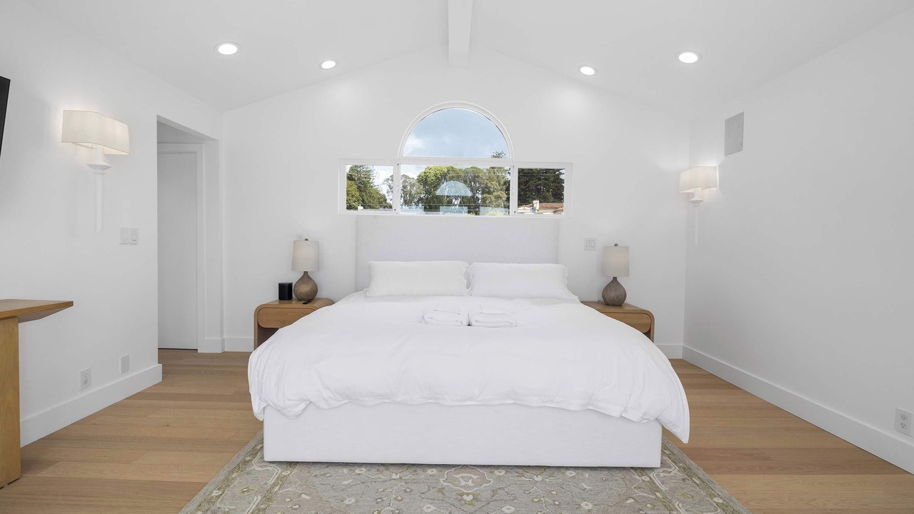 Photo of Others in Aptos