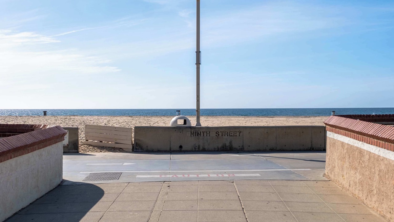 Photo of Others in Hermosa Beach