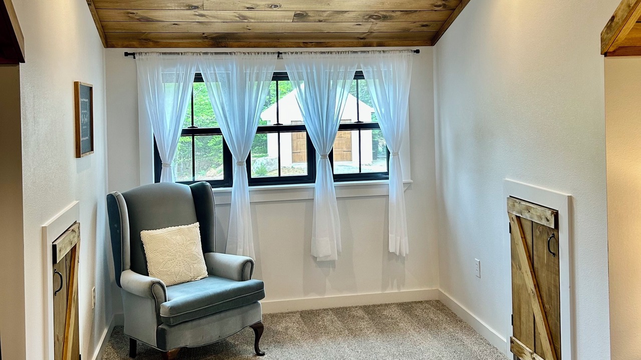 Photo of Bedroom in Harrison