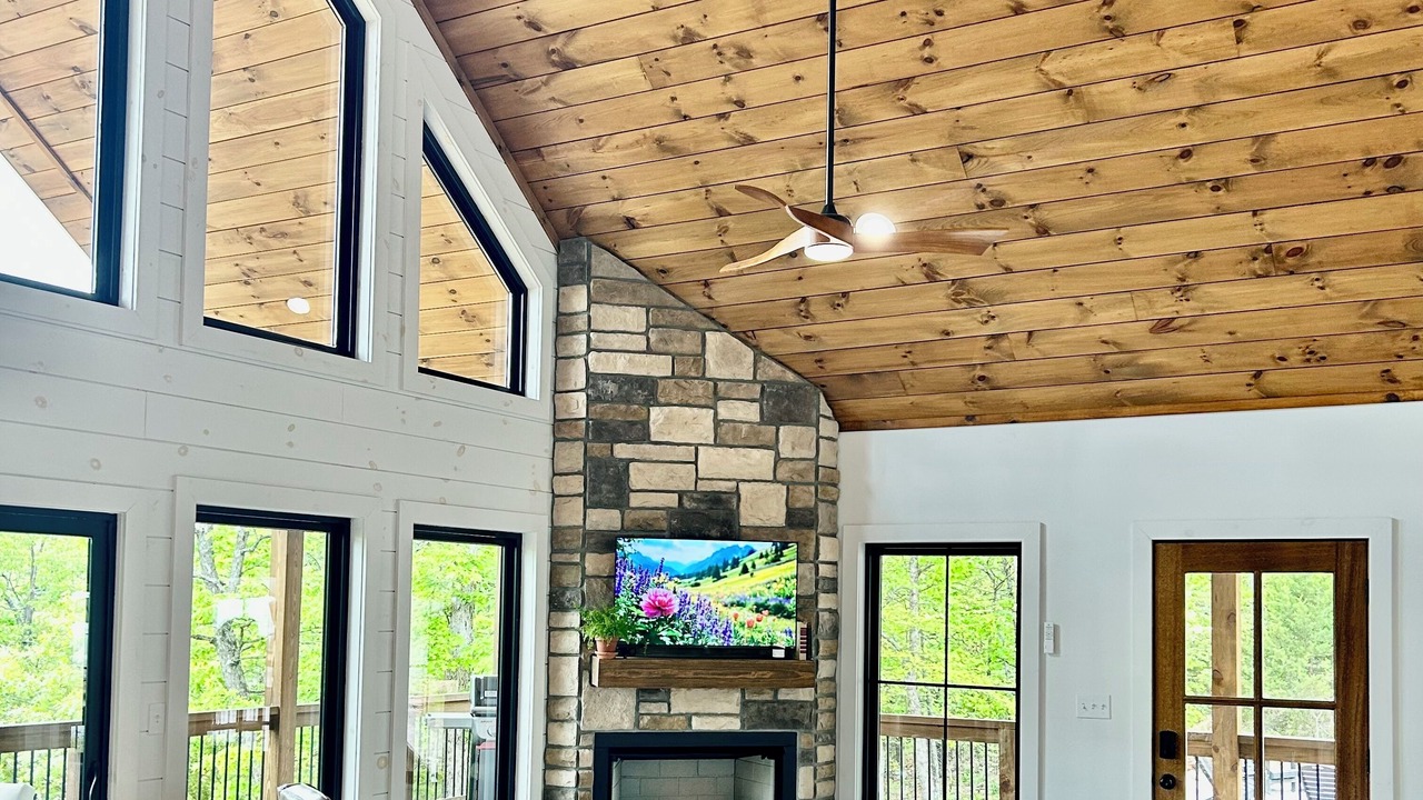 Photo of Livingroom in Harrison