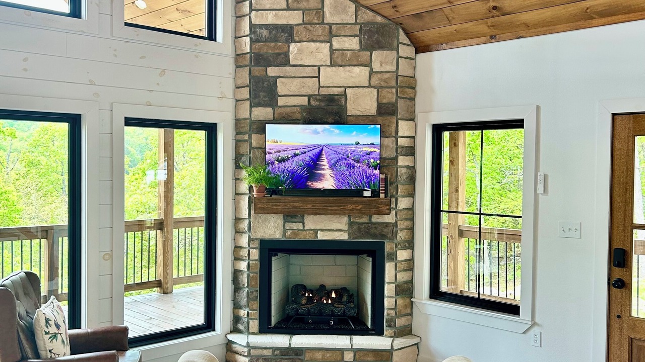 Photo of Livingroom in Harrison