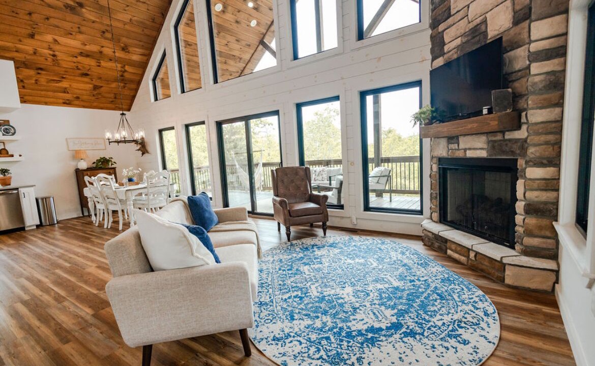 Photo of Livingroom in Harrison