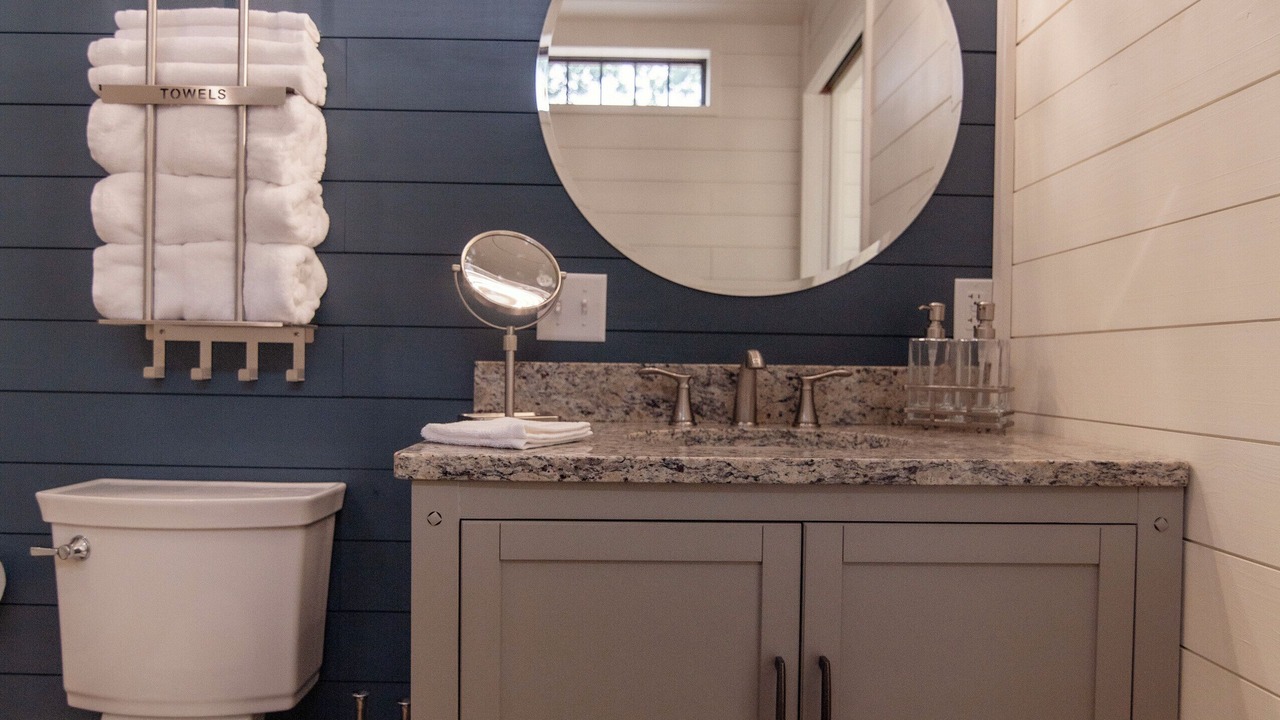 Photo of Bathroom in Atchison