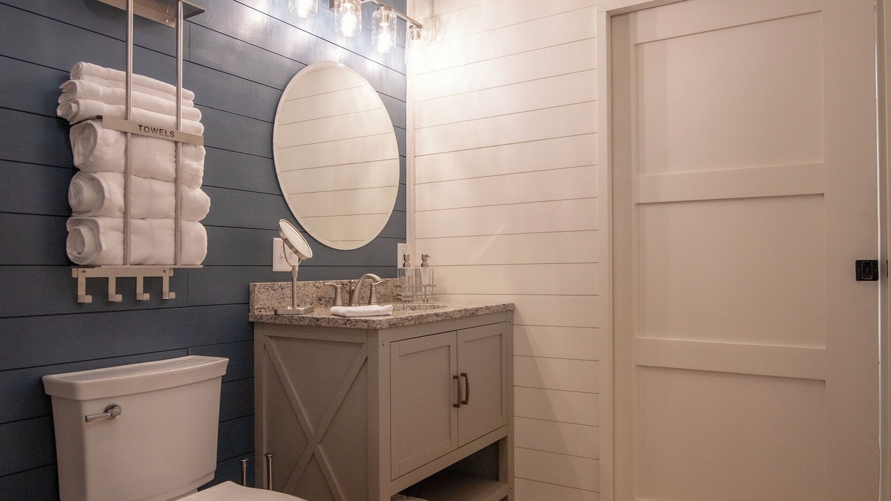 Photo of Bathroom in Atchison