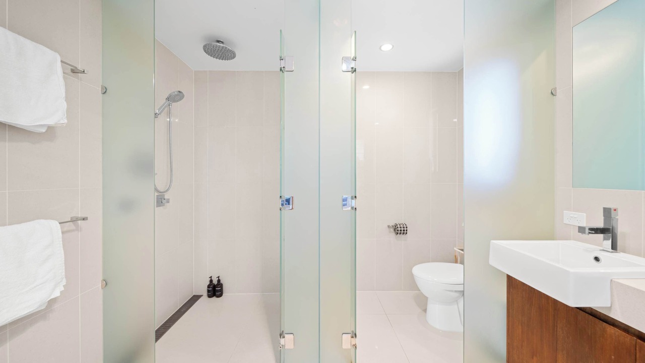 Photo of Others in Twin Waters