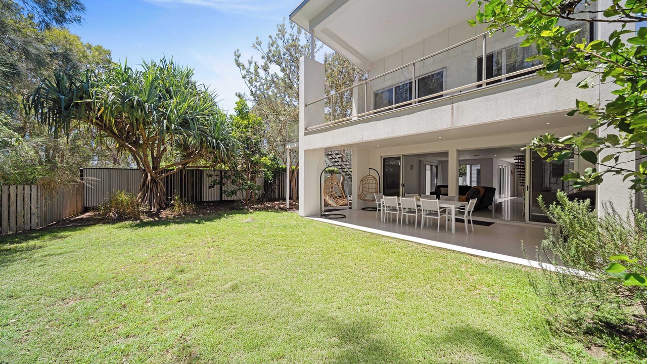 Photo of Others in Twin Waters