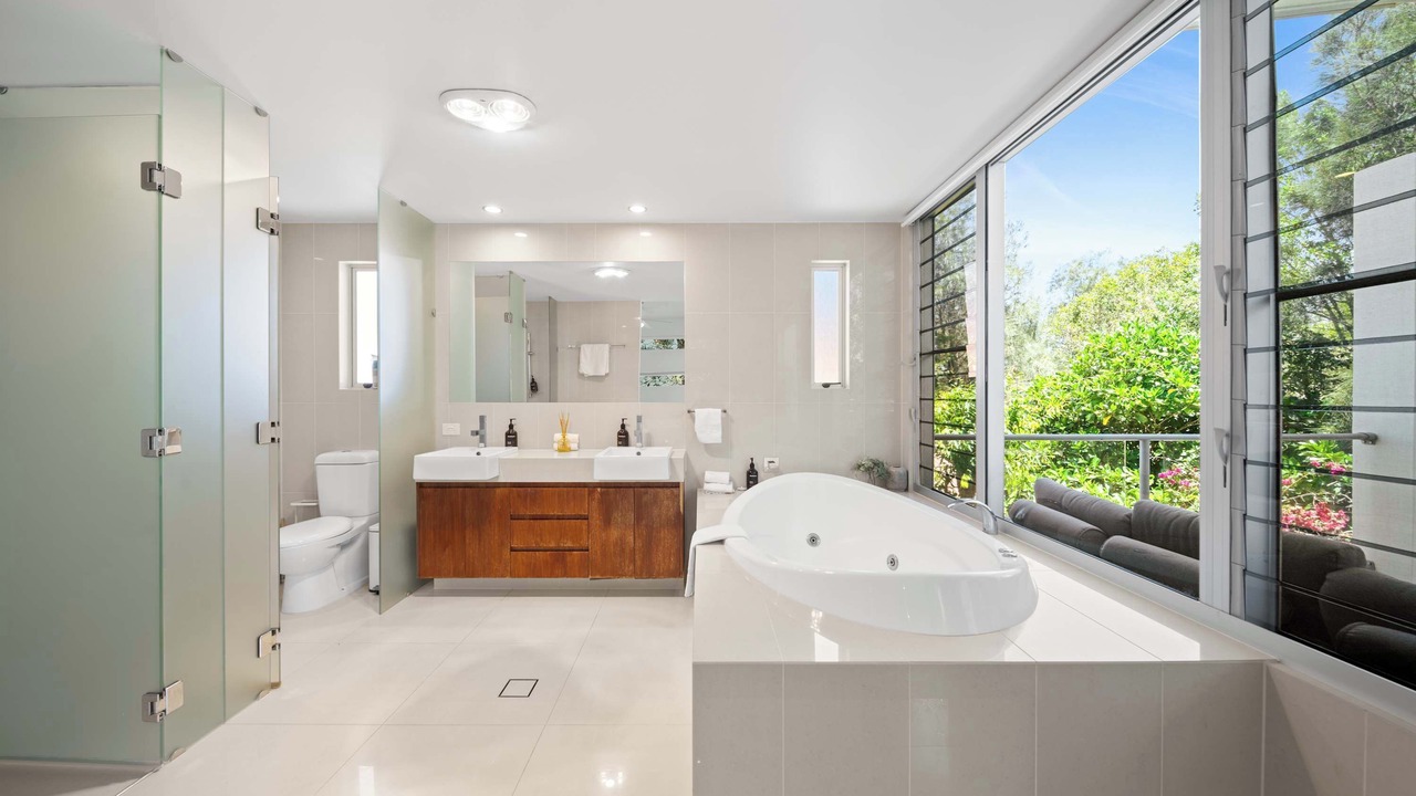 Photo of Bathroom in Twin Waters