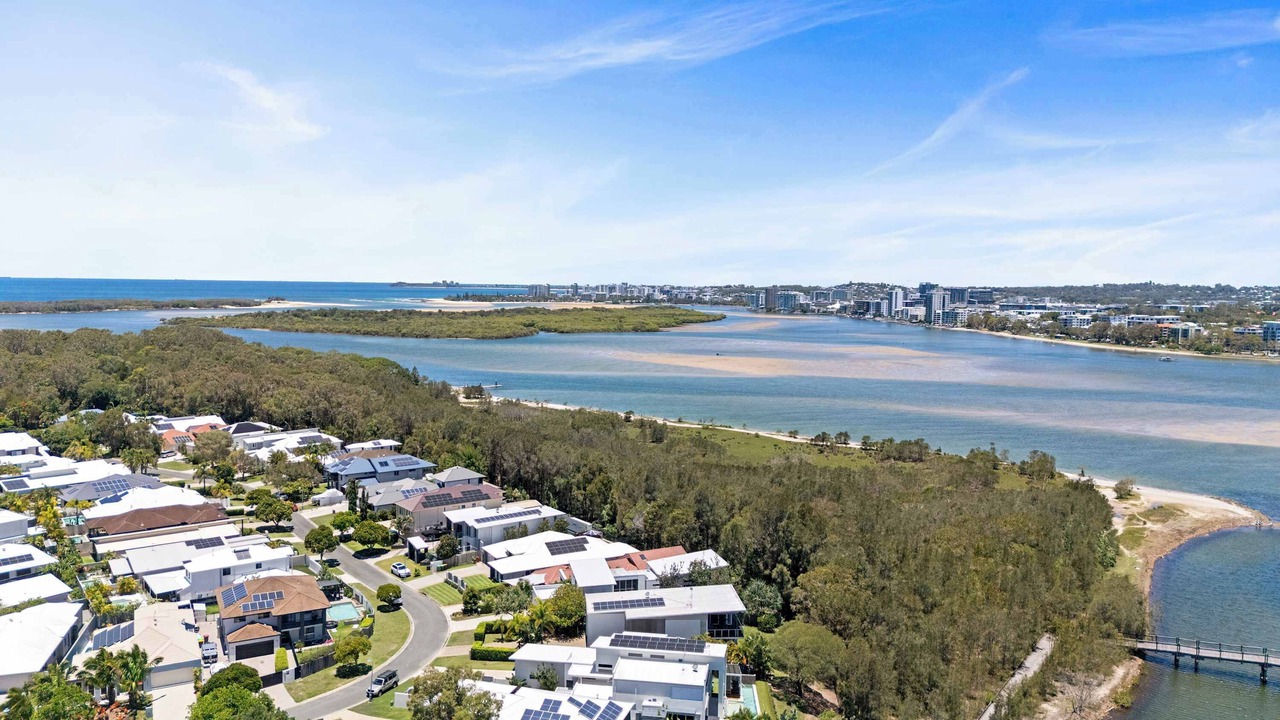 Photo of Others in Twin Waters