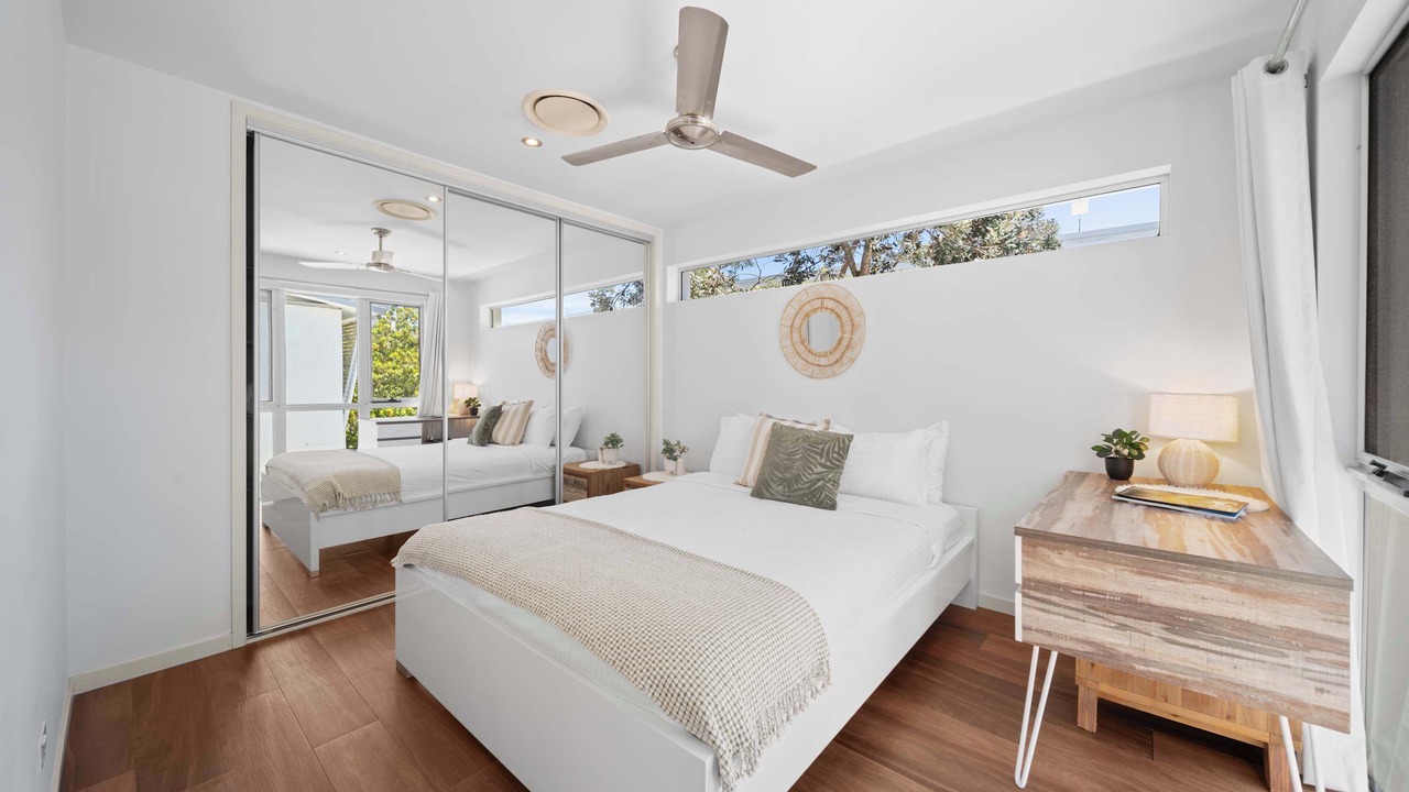 Photo of Others in Twin Waters