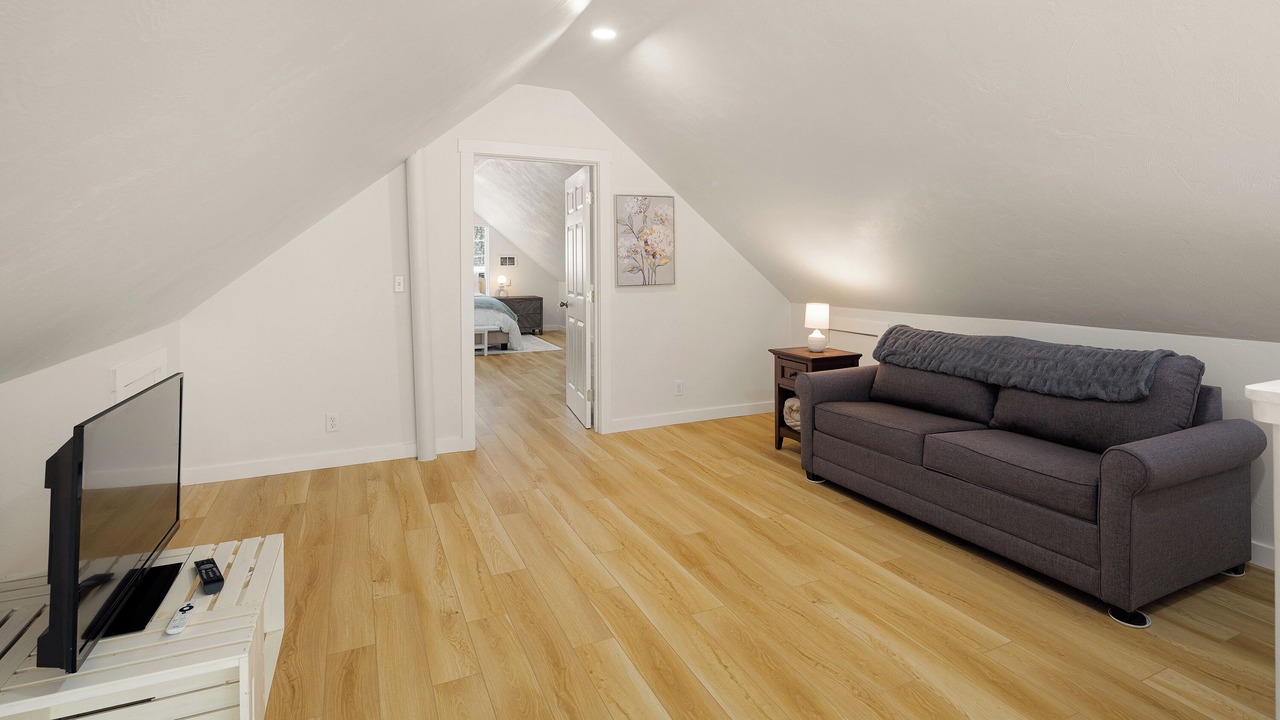 Photo of Livingroom in Leaburg