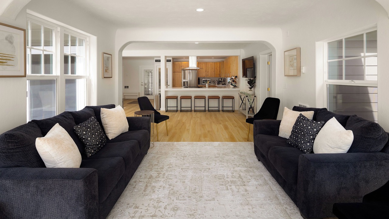Photo of Livingroom in Leaburg