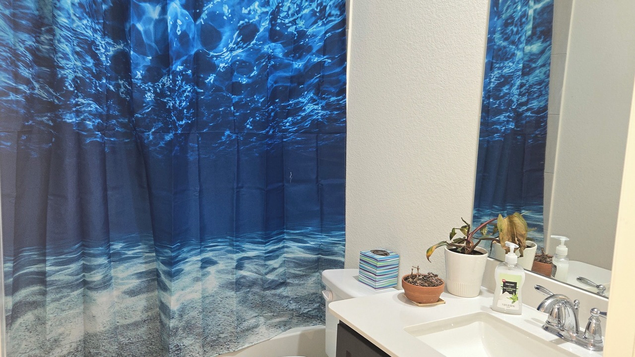 Photo of Bathroom in Lincoln Park