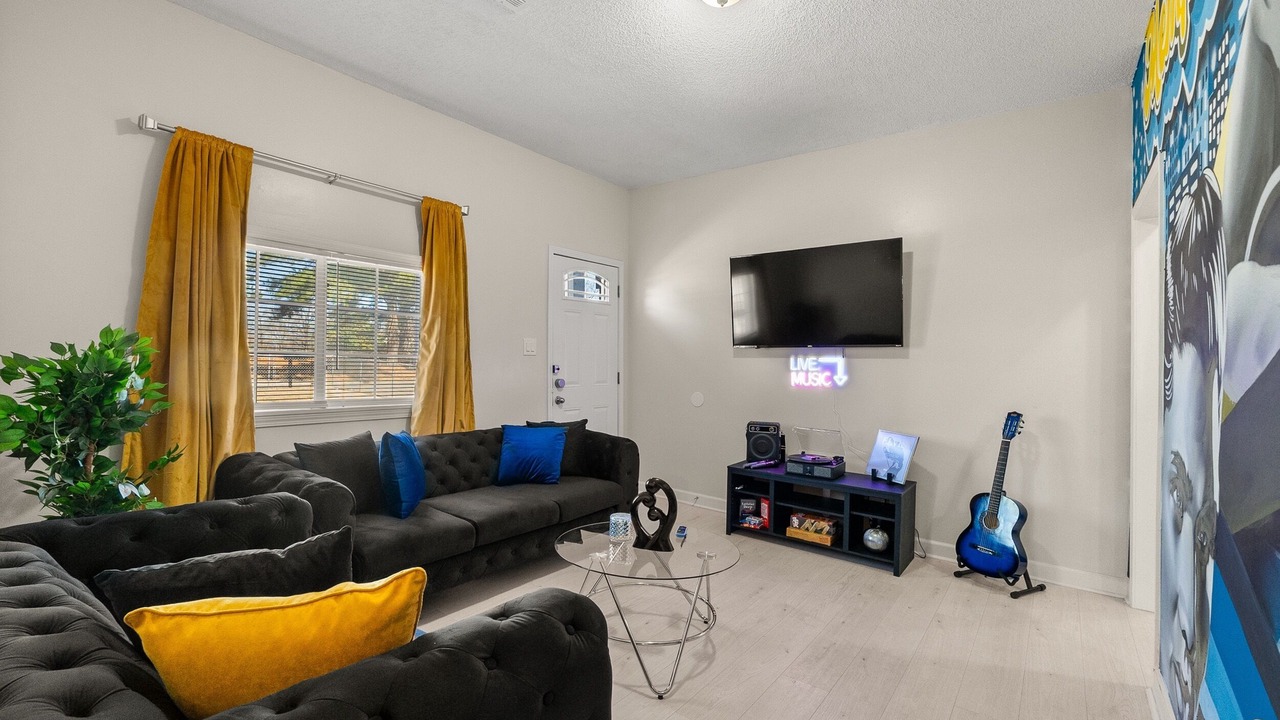 Photo of Livingroom in Memphis