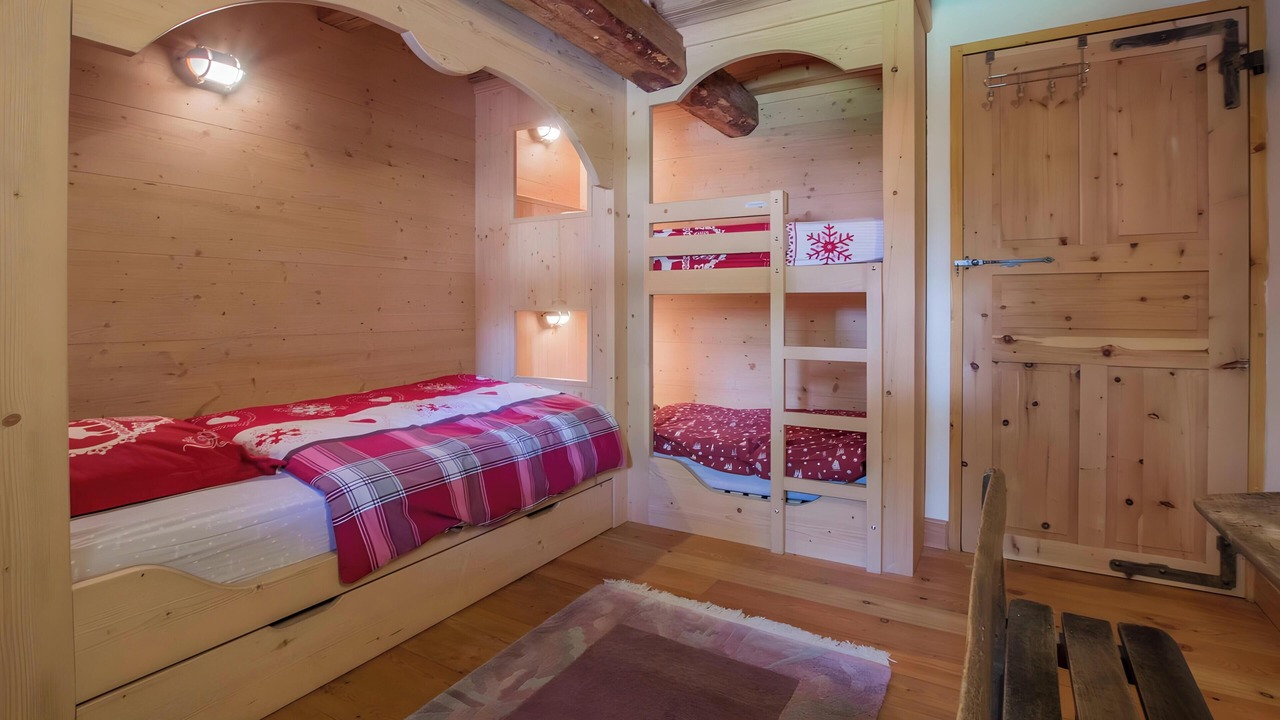 Photo of Bedroom in Montricher-Albanne