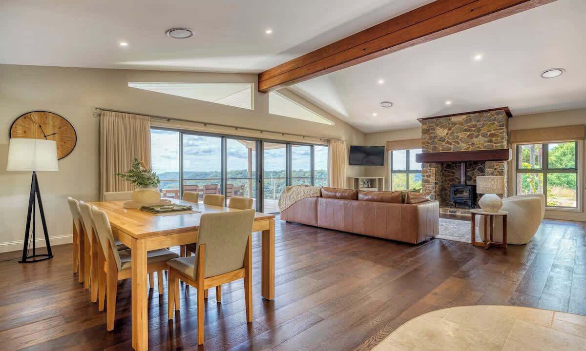 Photo of Others in Balmoral Ridge