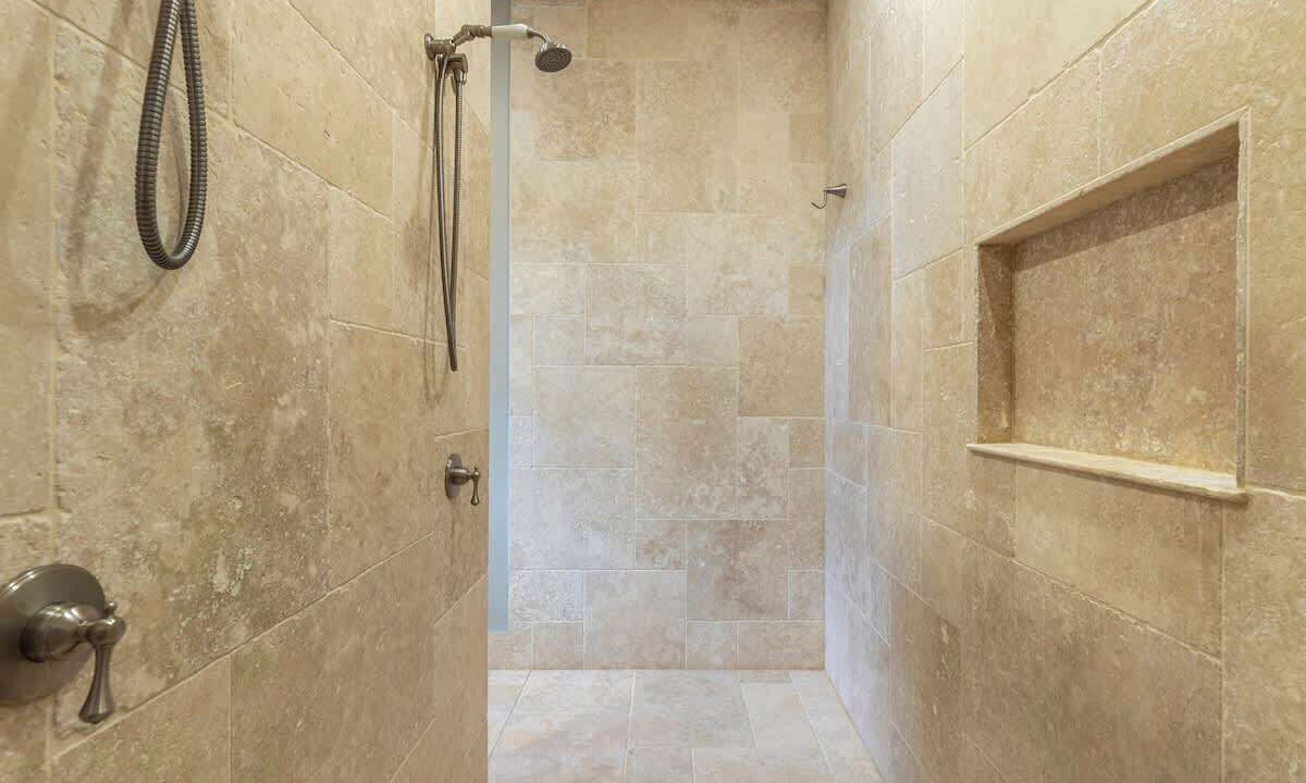 Photo of Others in Balmoral Ridge