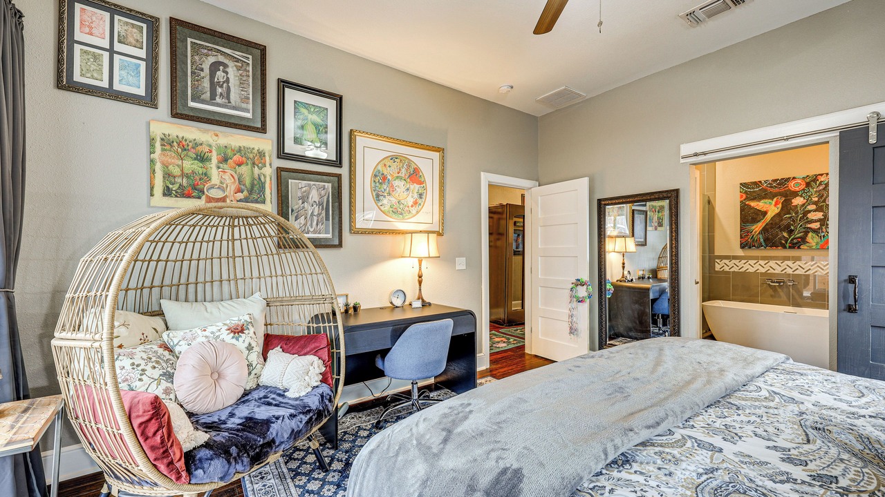 Photo of Bedroom in Nevada Street