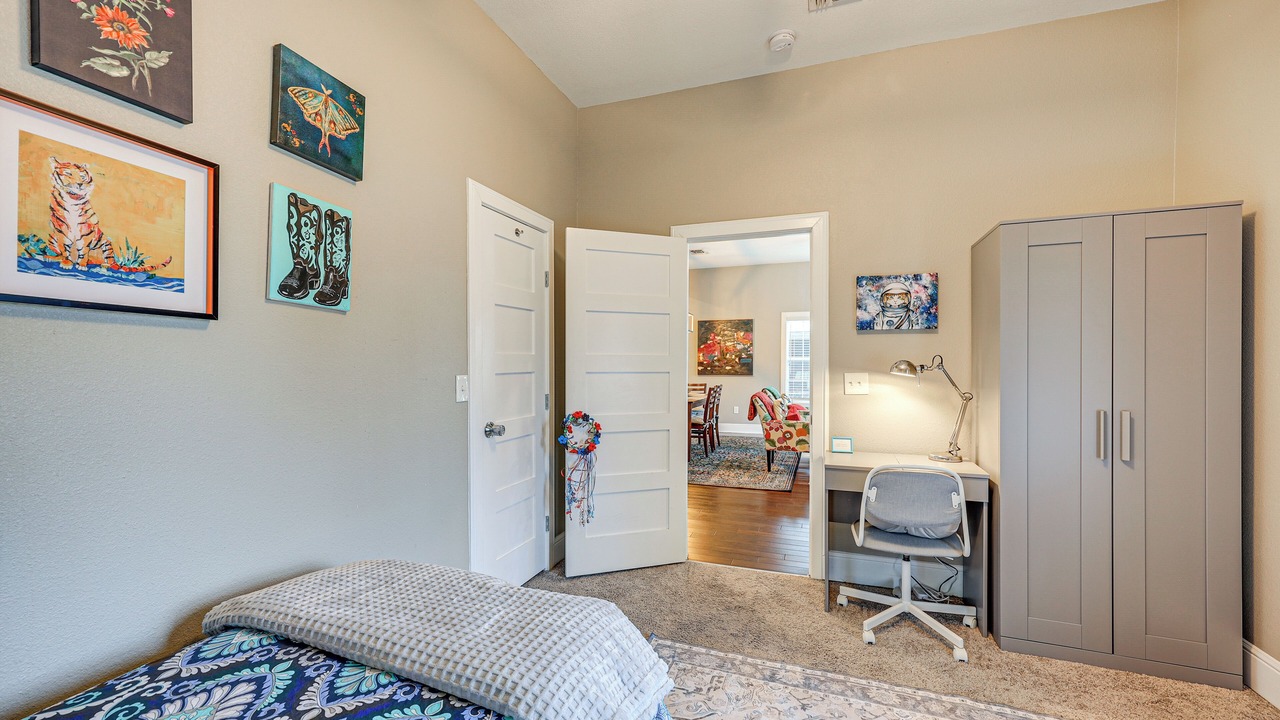 Photo of Bedroom in Nevada Street