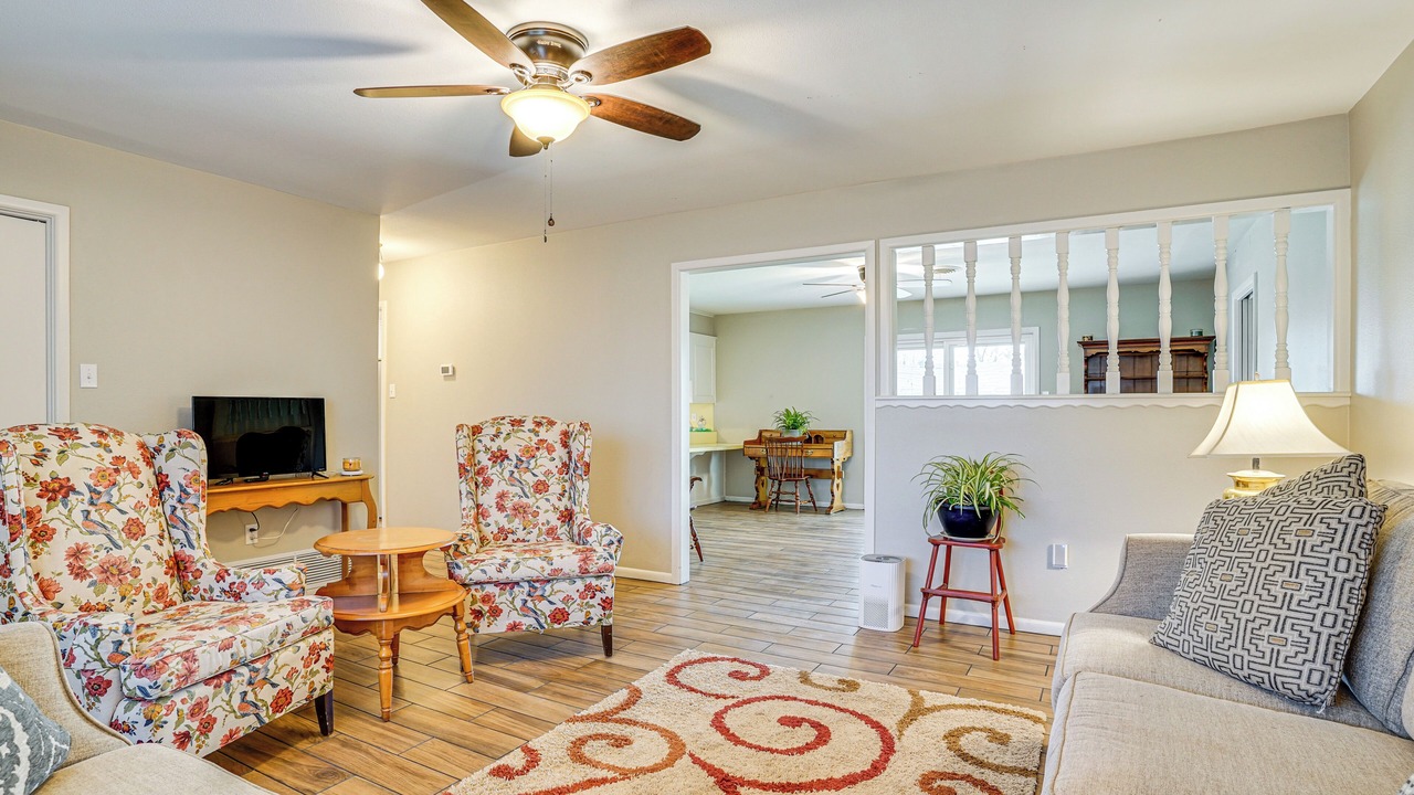 Photo of Livingroom in Stamford