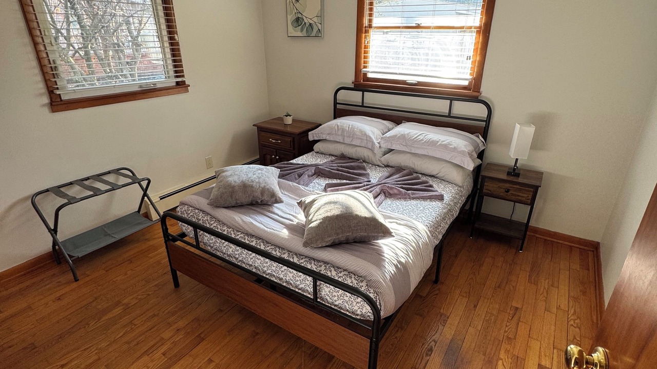 Photo of Bedroom in Urbana