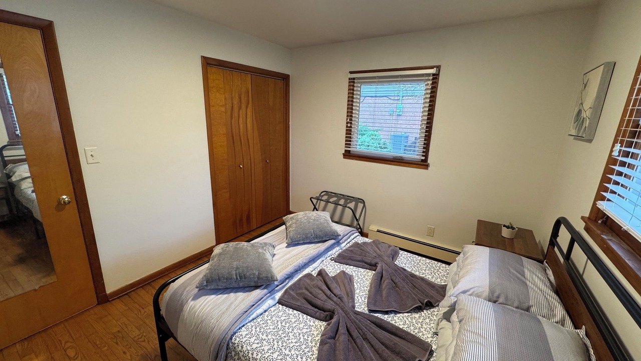 Photo of Bedroom in Urbana