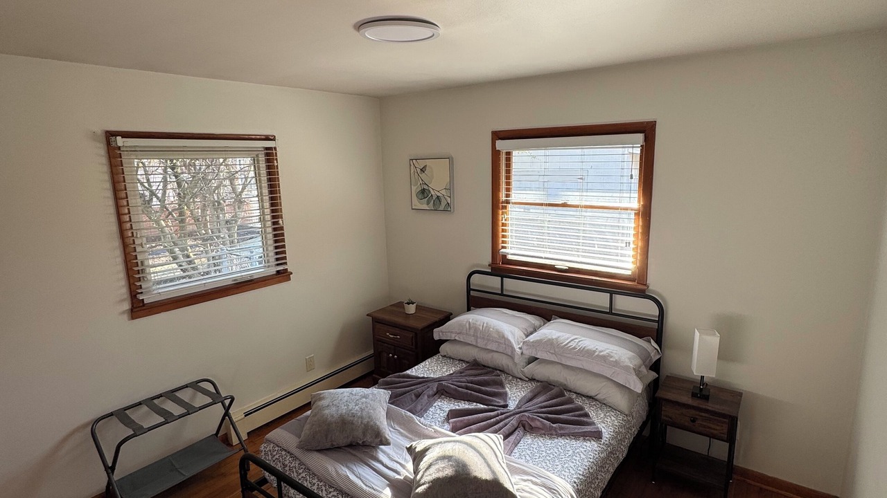 Photo of Bedroom in Urbana