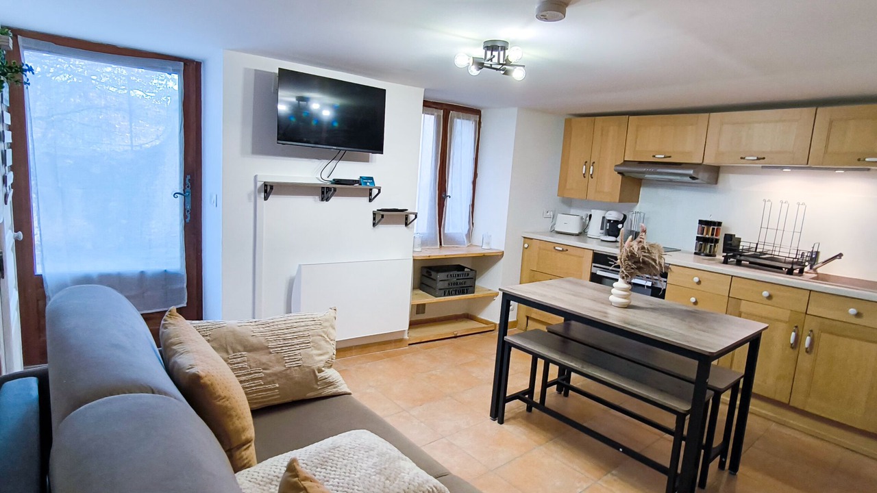 Photo of Livingroom in Estoublon