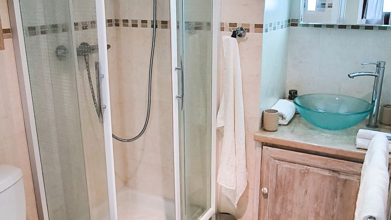 Photo of Bathroom in Estoublon