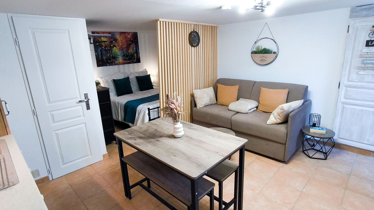 Photo of Livingroom in Estoublon