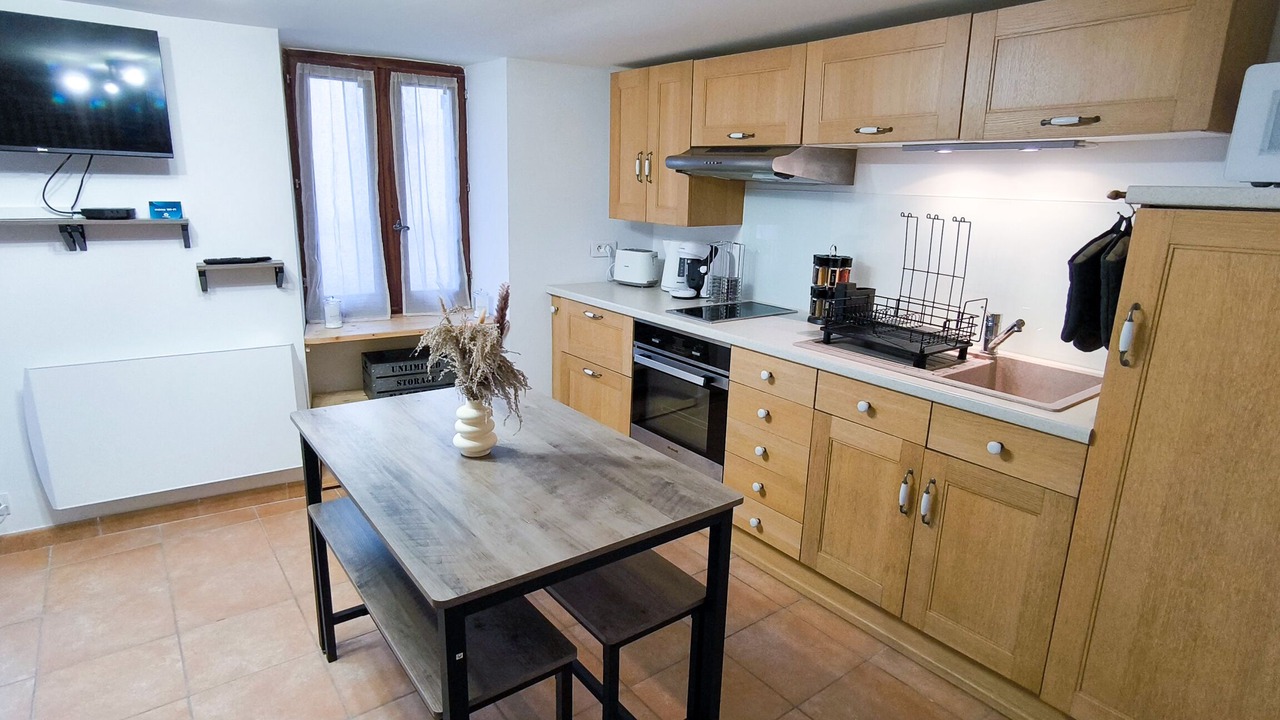 Photo of Kitchen in Estoublon