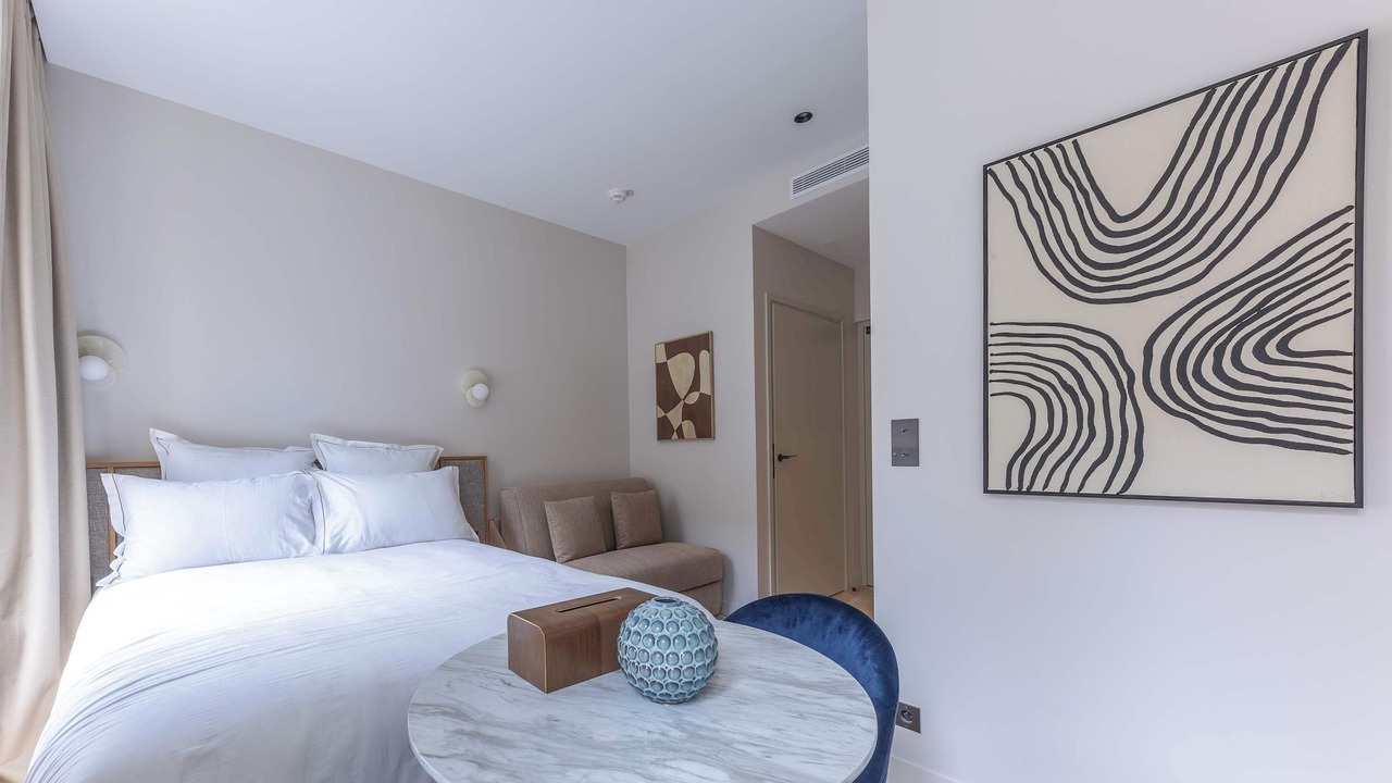 Photo of Bedroom in Arts-et-Metiers