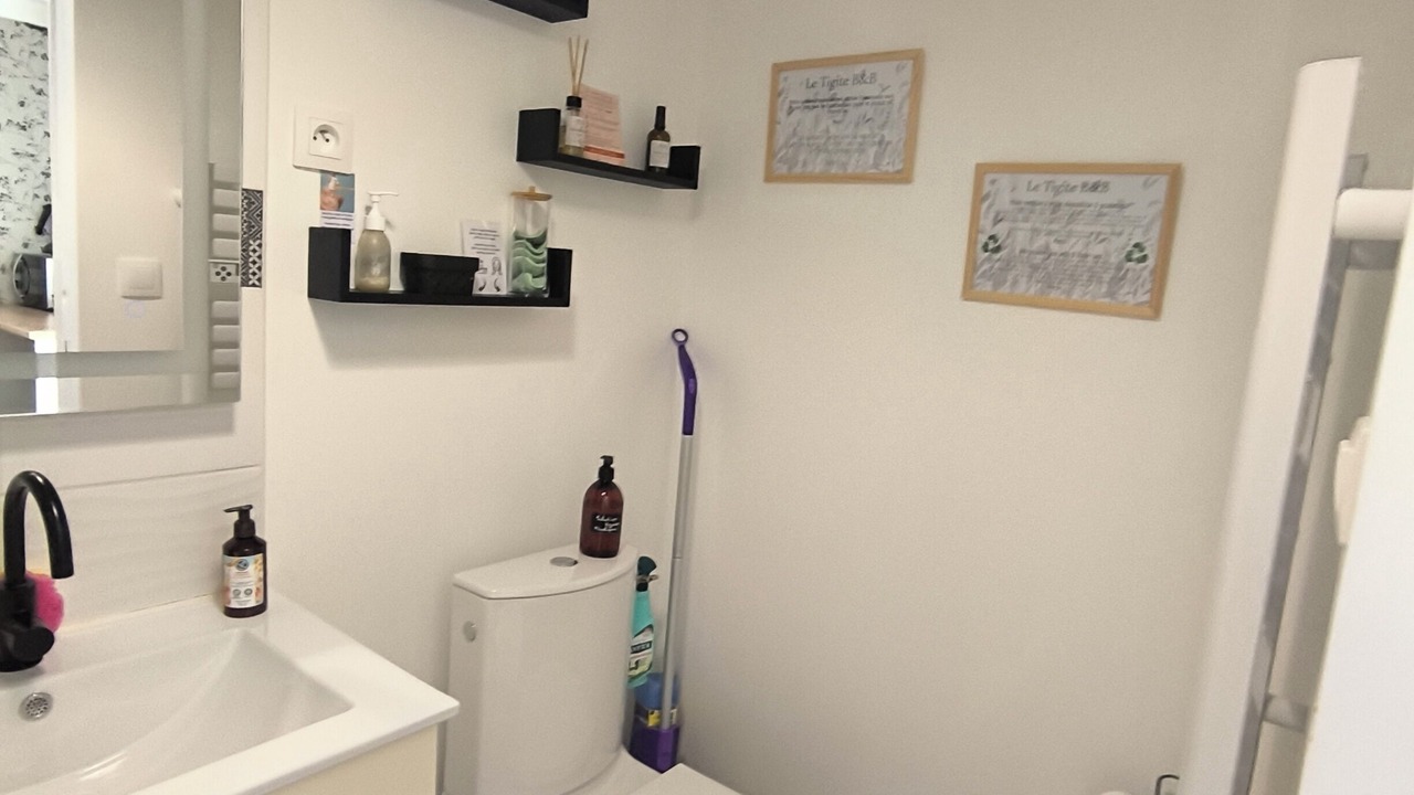 Photo of Bathroom in Allaire