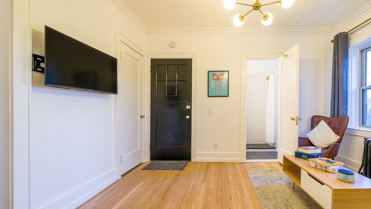 Photo of Bedroom in East Avenue