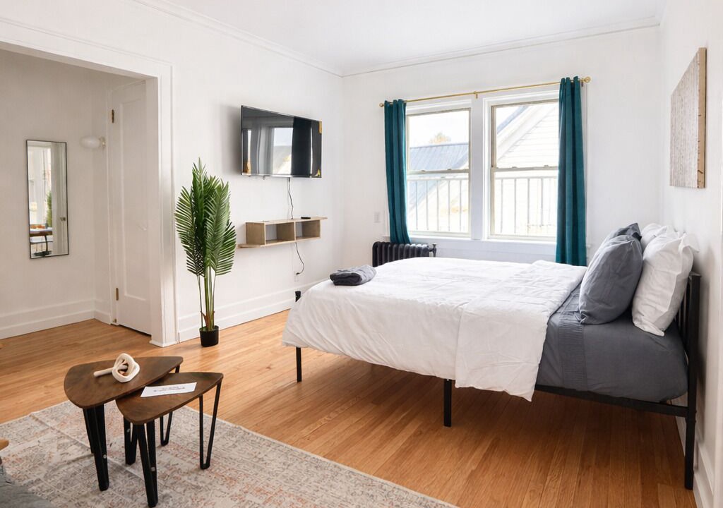 Photo of Bedroom in East Avenue