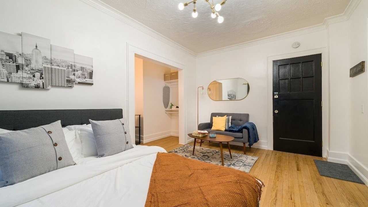 Photo of Bedroom in East Avenue