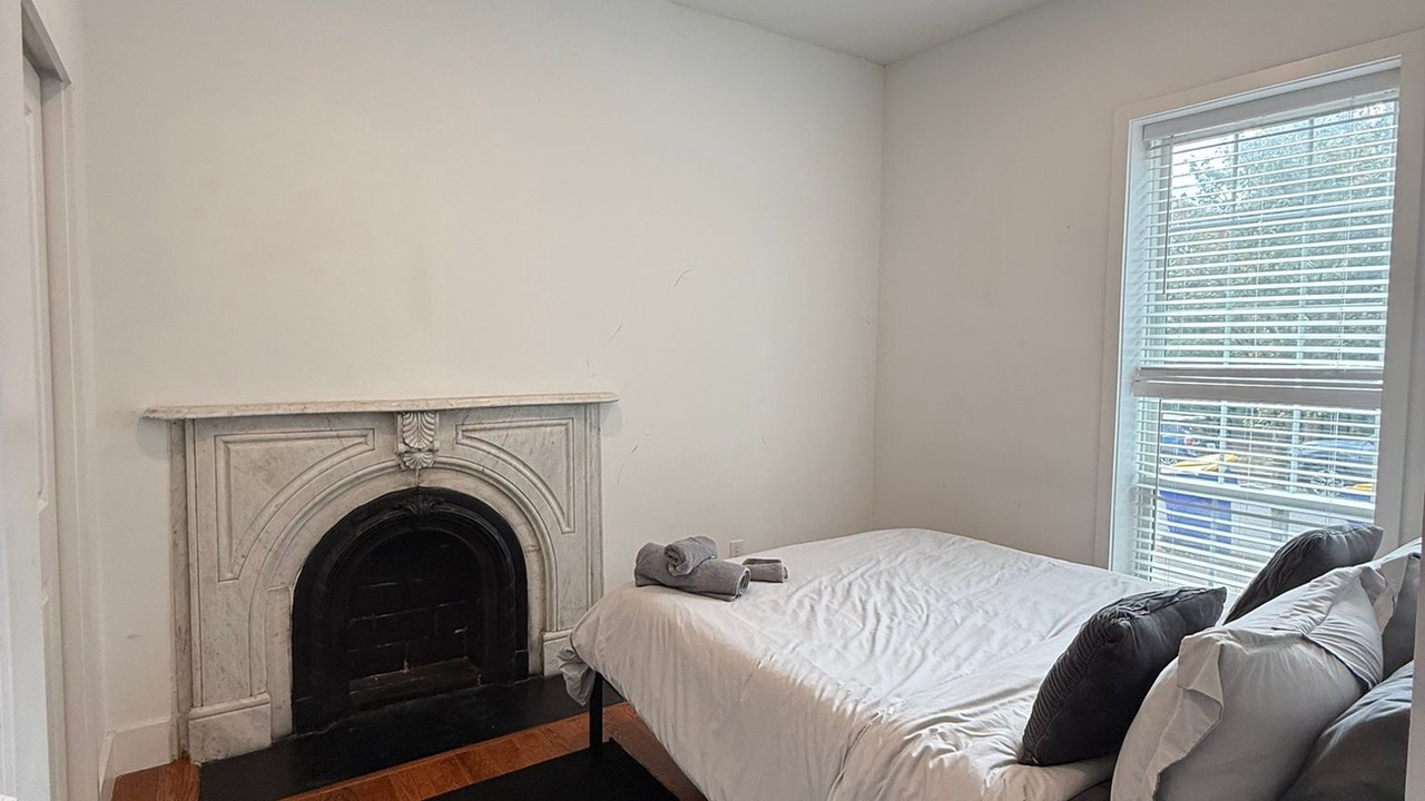 Photo of Livingroom in Corn Hill