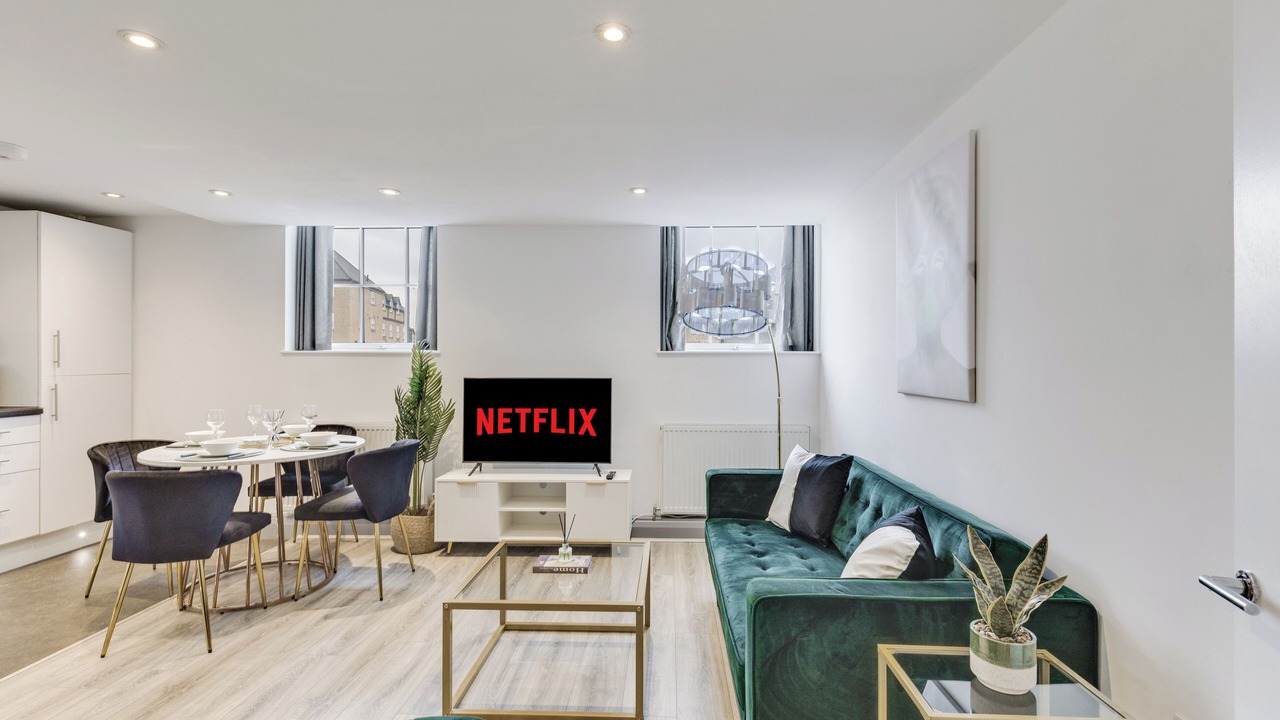 Photo of Others in Ware