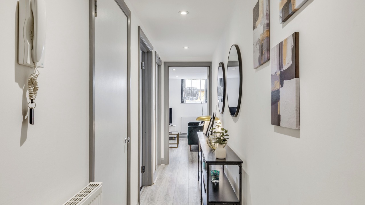 Photo of Others in Ware