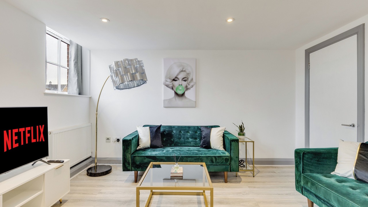 Photo of Others in Ware