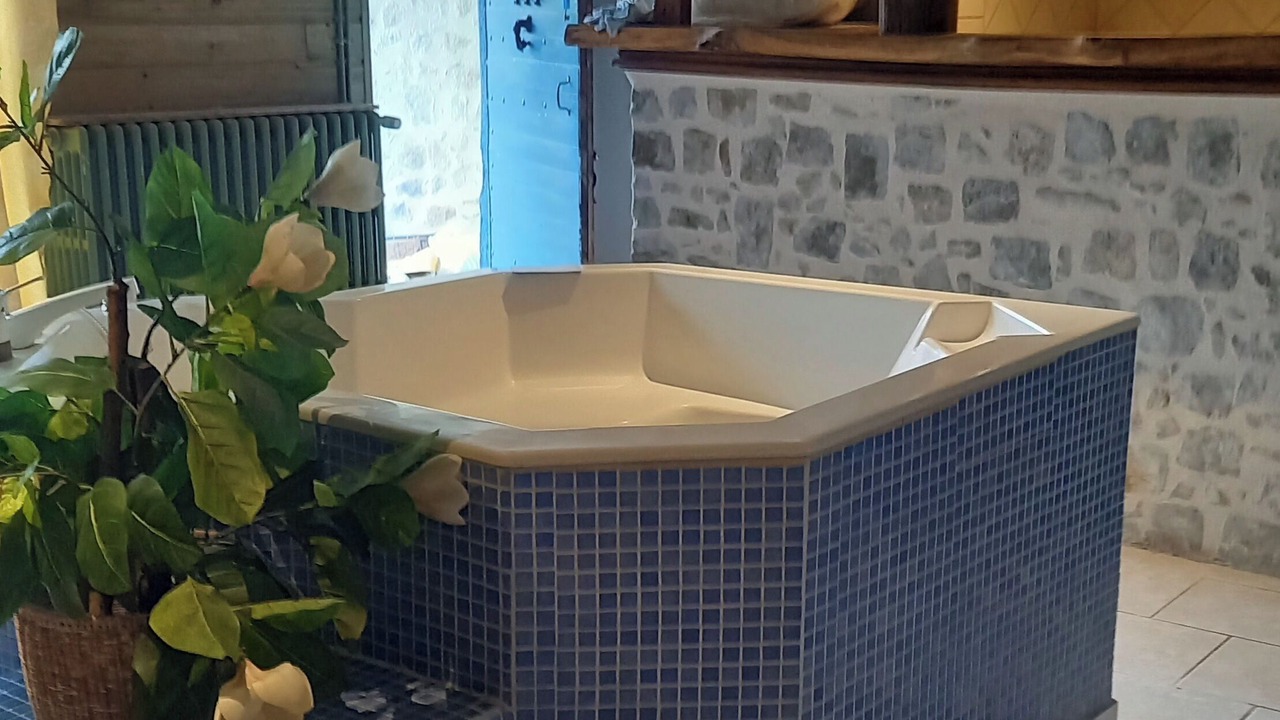 Photo of Others in Saint-Leonard-de-Noblat