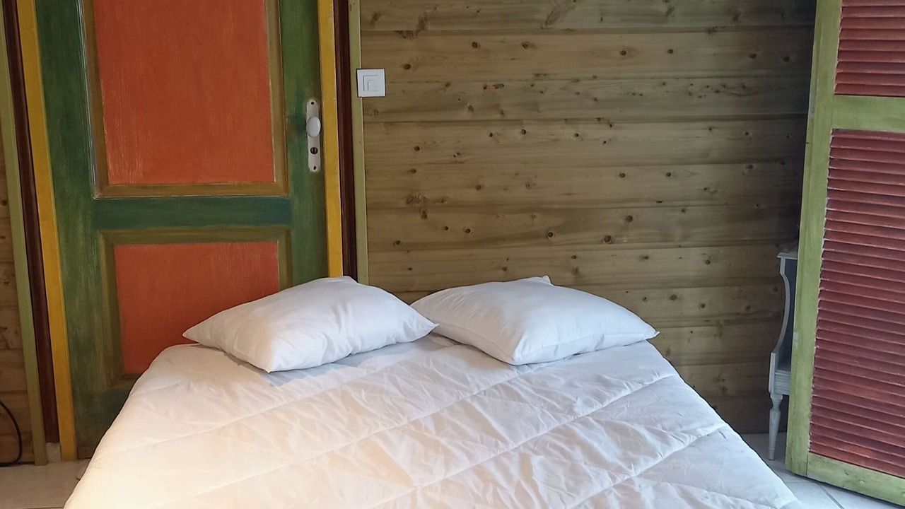 Photo of Bedroom in Saint-Leonard-de-Noblat