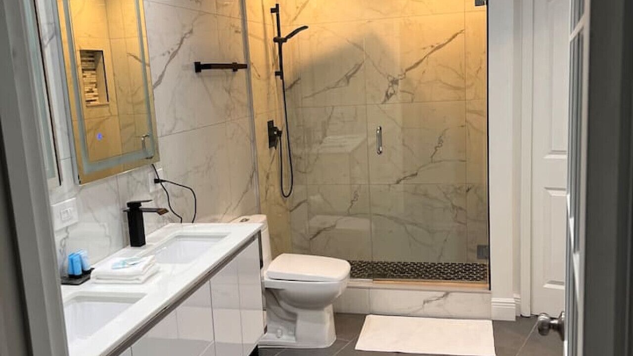 Photo of Bathroom in Holden-Paramore