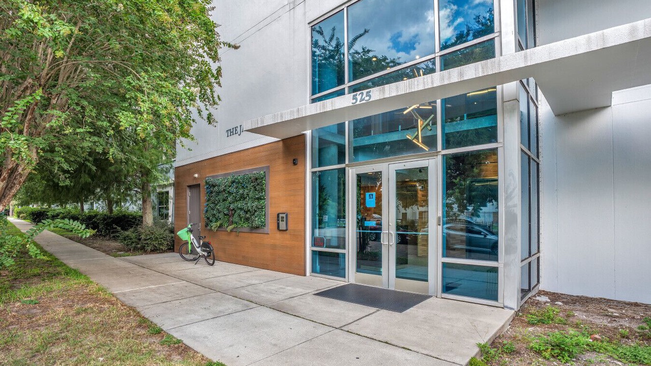 Photo of Outdoor in Holden-Paramore