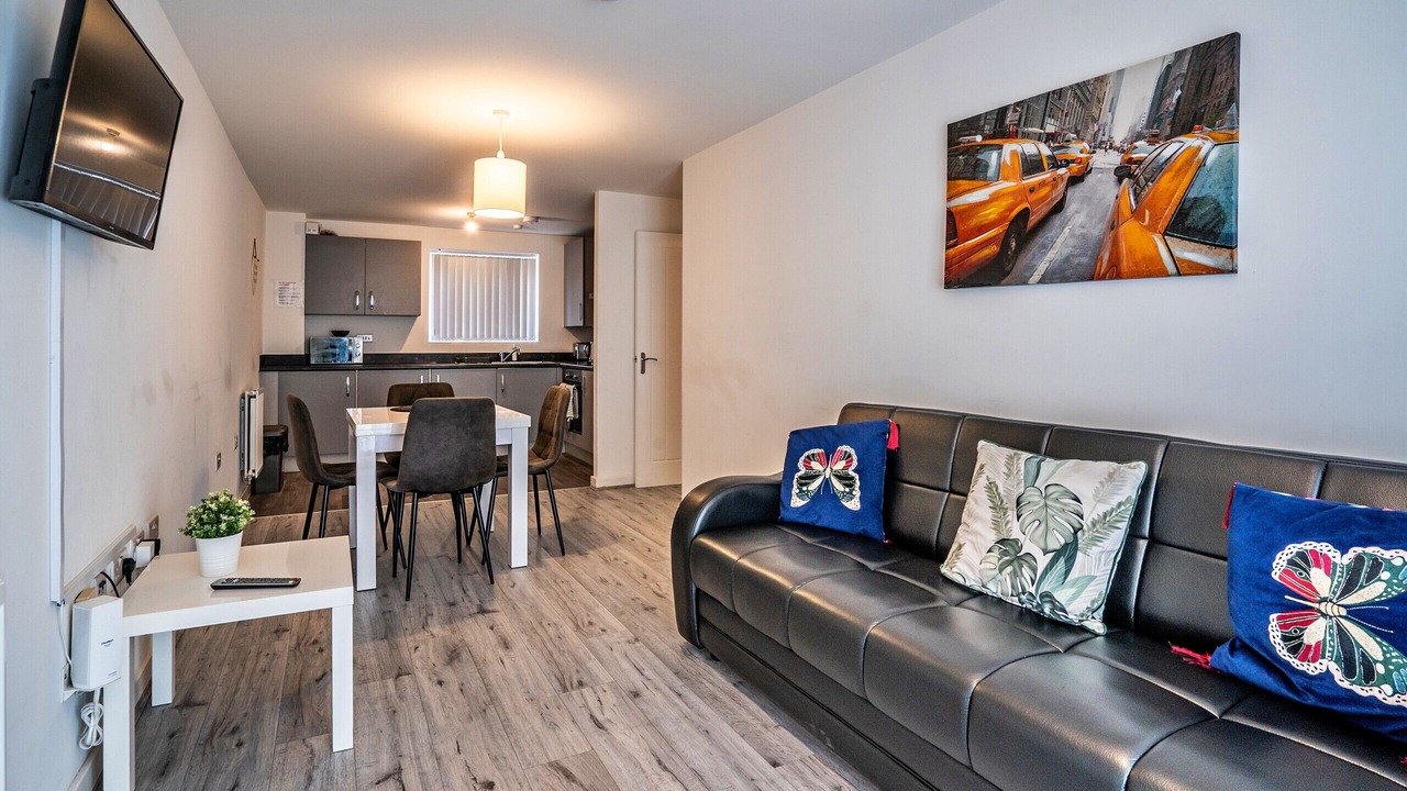 Photo of Livingroom in Perry Barr