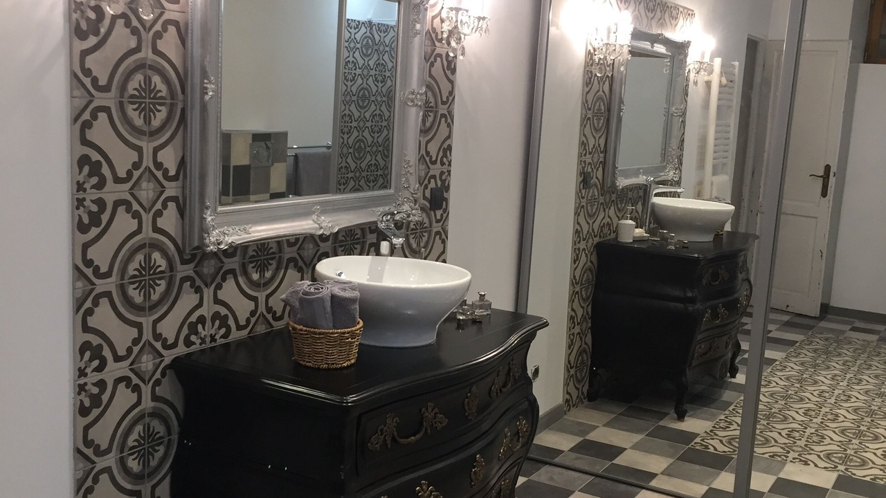 Photo of Bathroom in Poigny la Foret