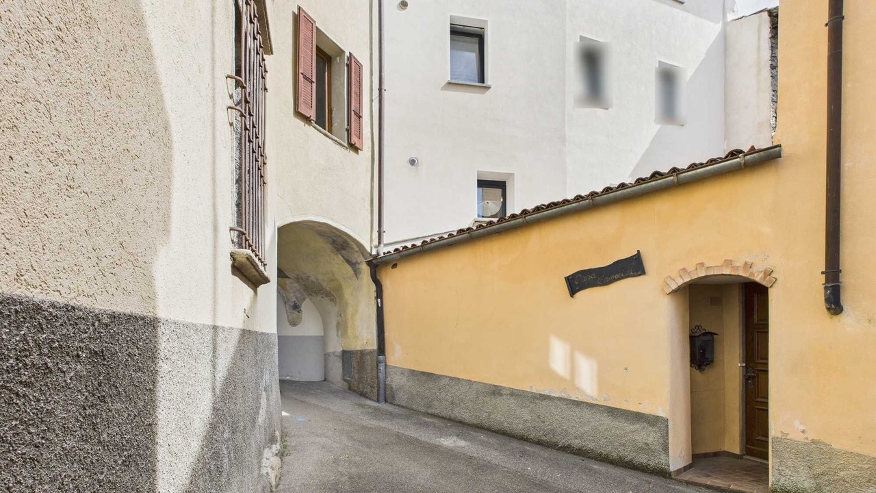 Photo of Outdoor in Curio