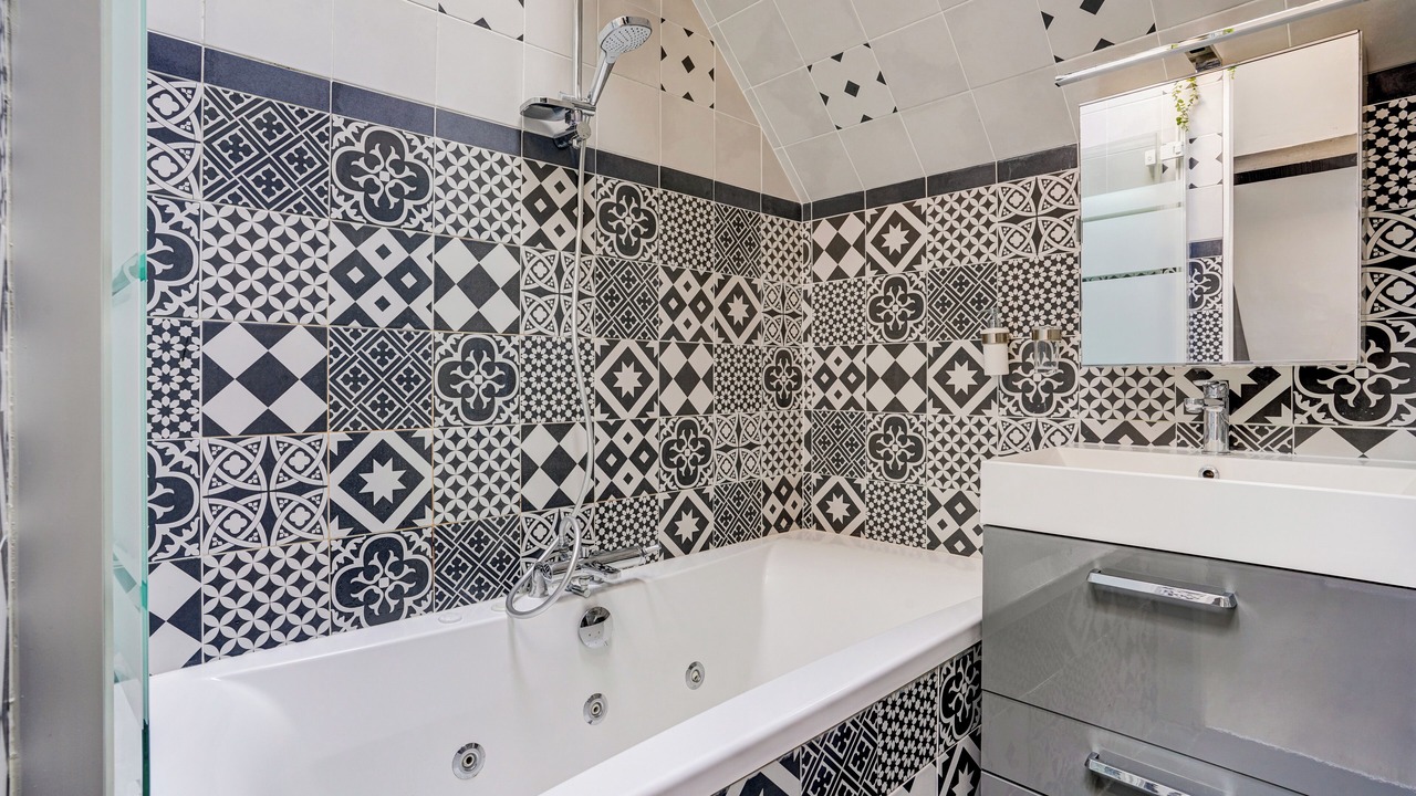 Photo of Bathroom in Quartier de la Maison-Blanche