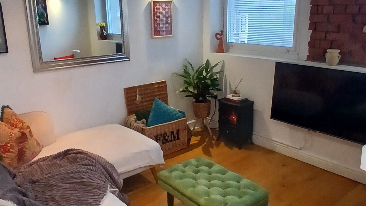 Photo of Livingroom in Canton